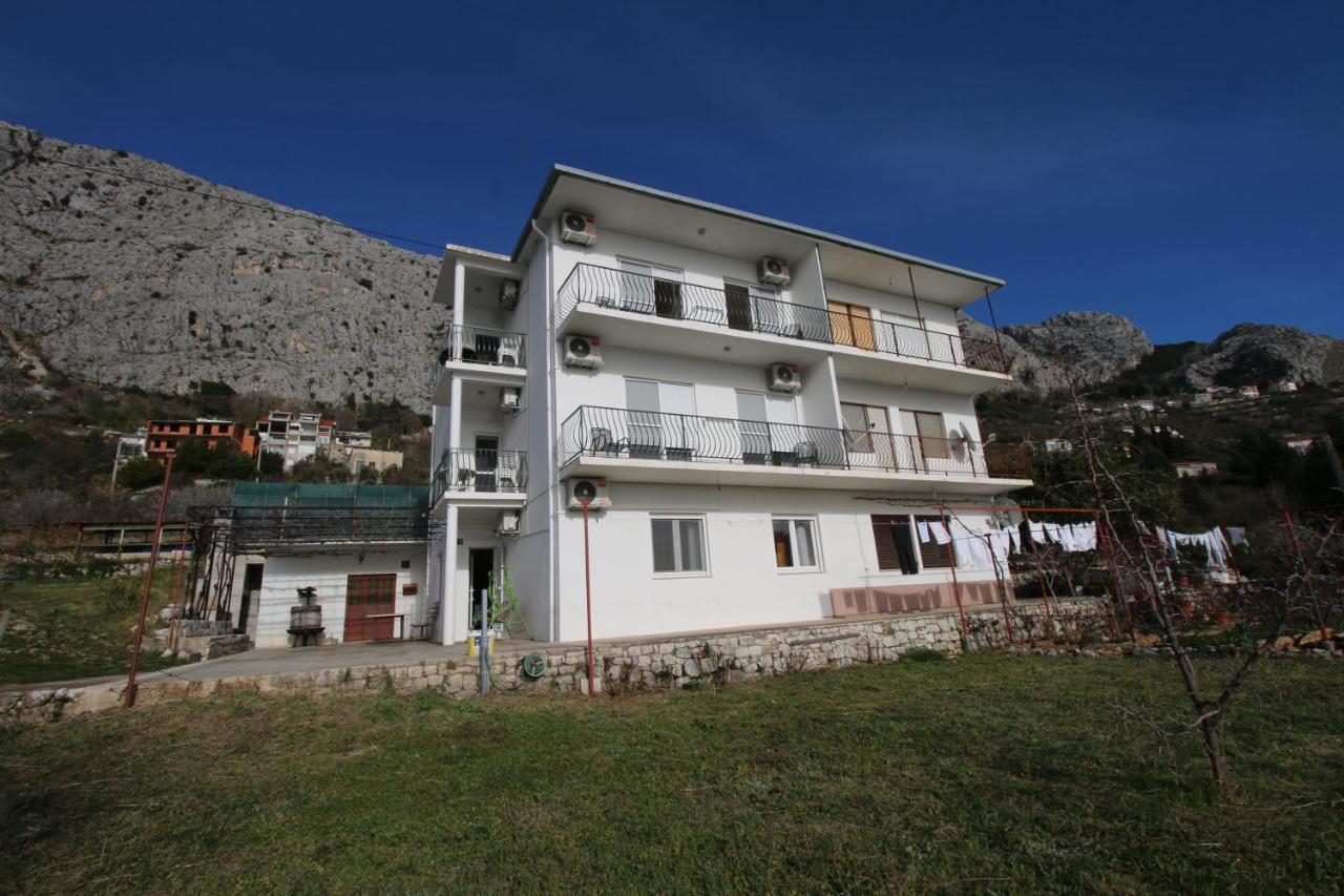 Apartment With 2 Balconies And Sea View Omis Ngoại thất bức ảnh